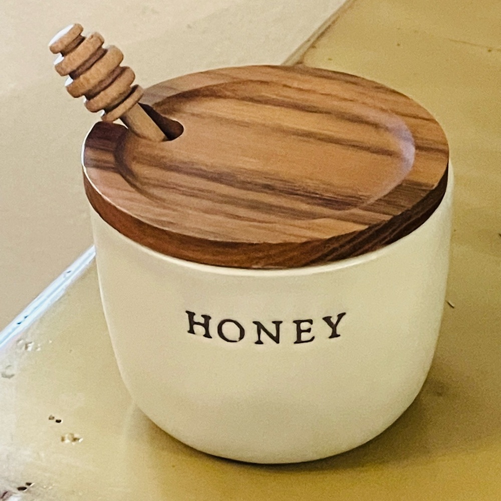 Hearth & Hand Magnolia Honey Pot Jar Stoneware Acacia Wood Dipper